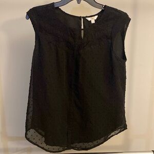 Black work sleeveless shirt
